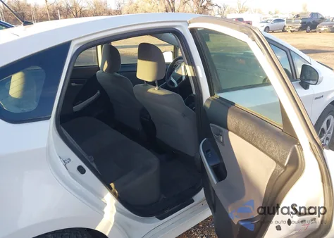 2014 Toyota Prius Two z USA, uszkodzony, nr VIN JTDKN3DU2E0366655